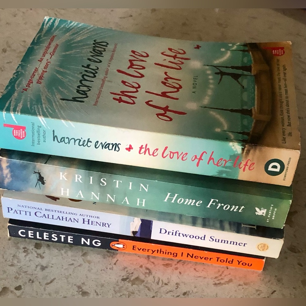 Five Paperback Best Selling NY Times Fictional Books (5)